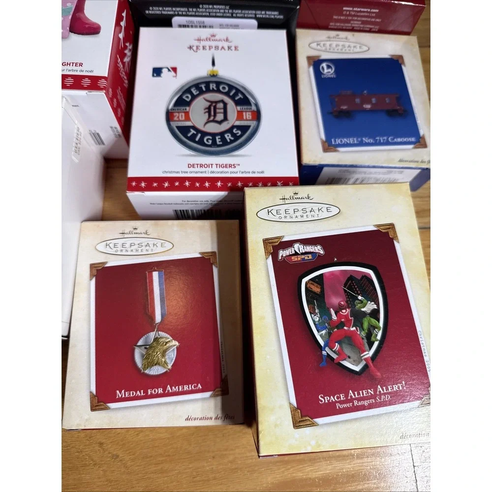 Hallmark Keepsake Ornament Lot of 22 Star Wars Star Trek Sports 1996-2018